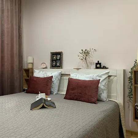 Family-friendly 2-bedroom Free Parking