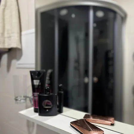 Family-friendly 2-bedroom Free Parking