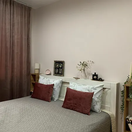 Family-friendly 2-bedroom Free Parking