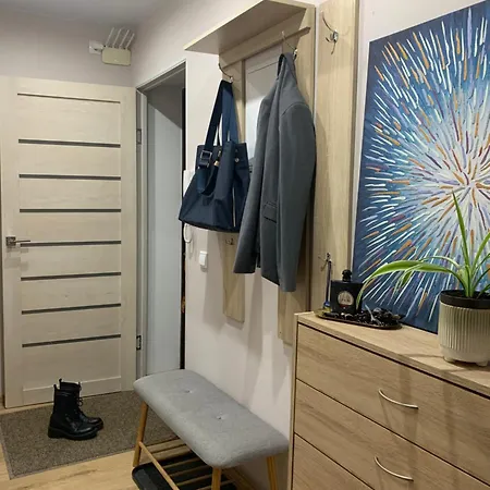 Family-friendly 2-bedroom Free Parking Narva