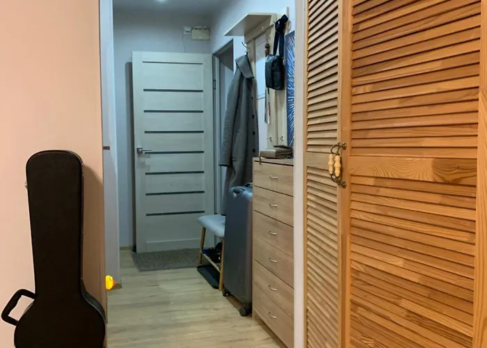 Lägenhet Family-friendly 2-bedroom Free Parking