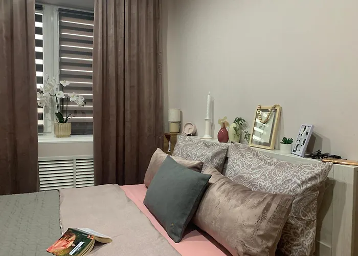 Lägenhet Family-friendly 2-bedroom Free Parking