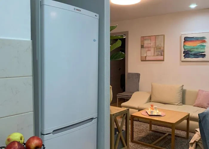 Family-friendly 2-bedroom Free Parking Lägenhet Narva